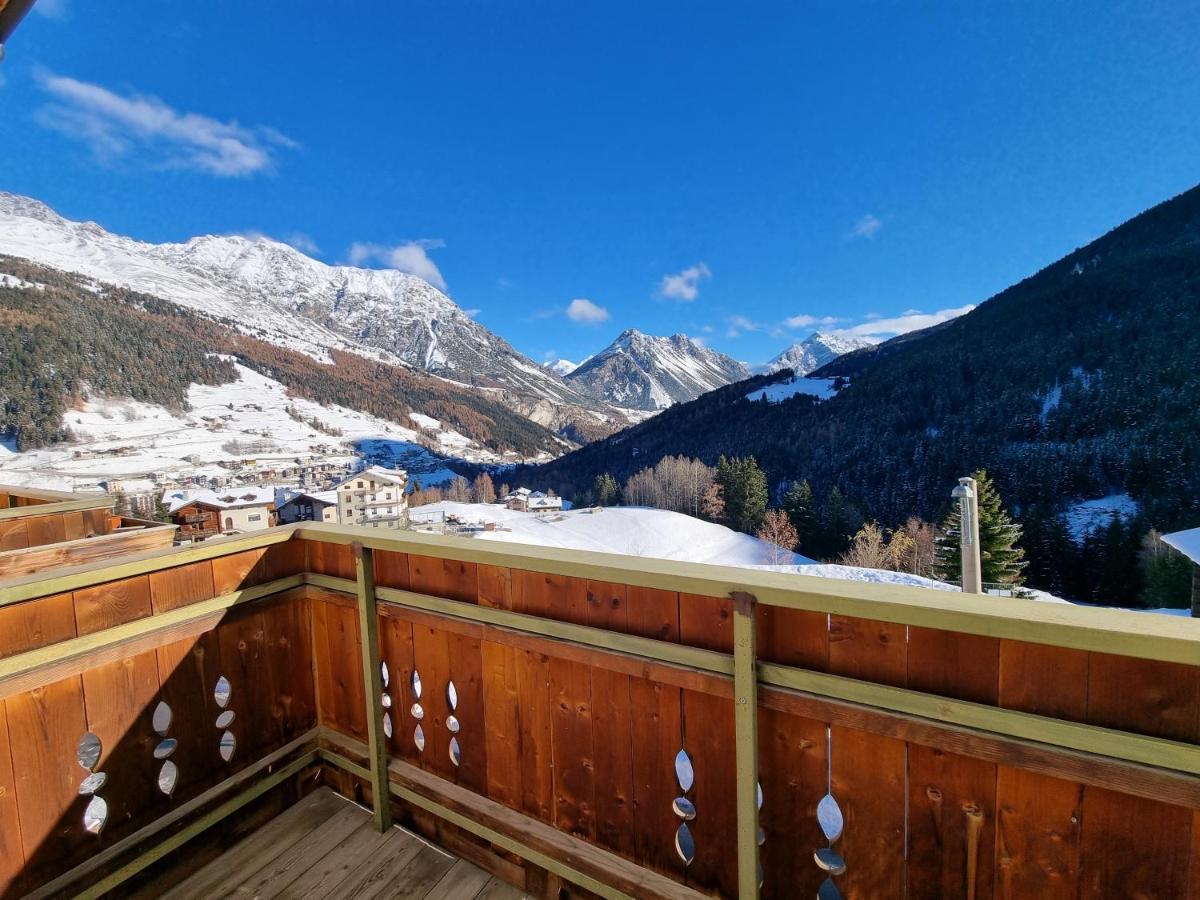 Hotel San Carlo, Tra Bormio E Livigno อิโซแลคเชีย ภายนอก รูปภาพ