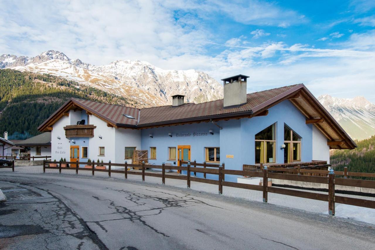 Hotel San Carlo, Tra Bormio E Livigno อิโซแลคเชีย ภายนอก รูปภาพ